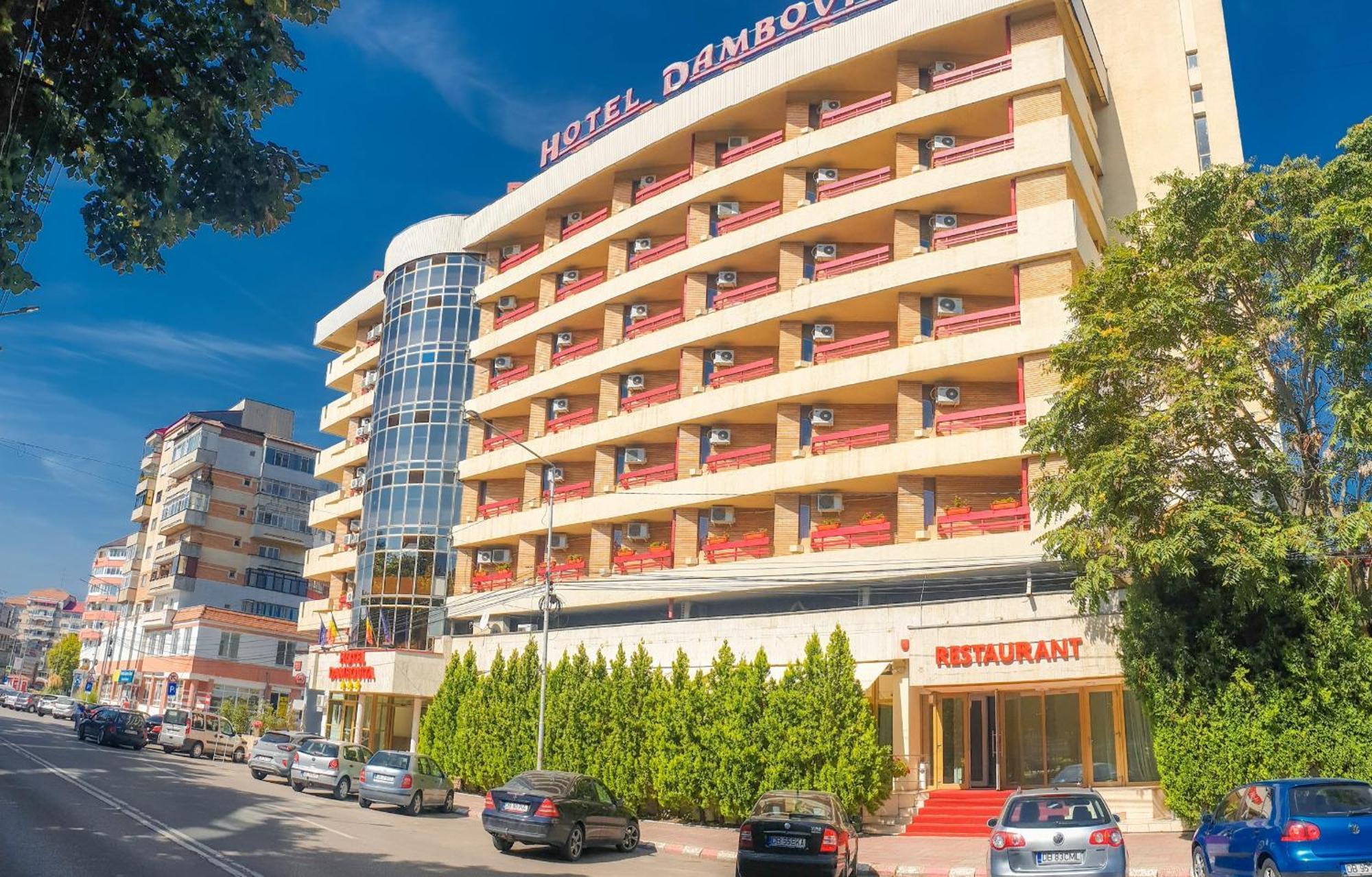 טרגובישטה Hotel Dambovita מראה חיצוני תמונה